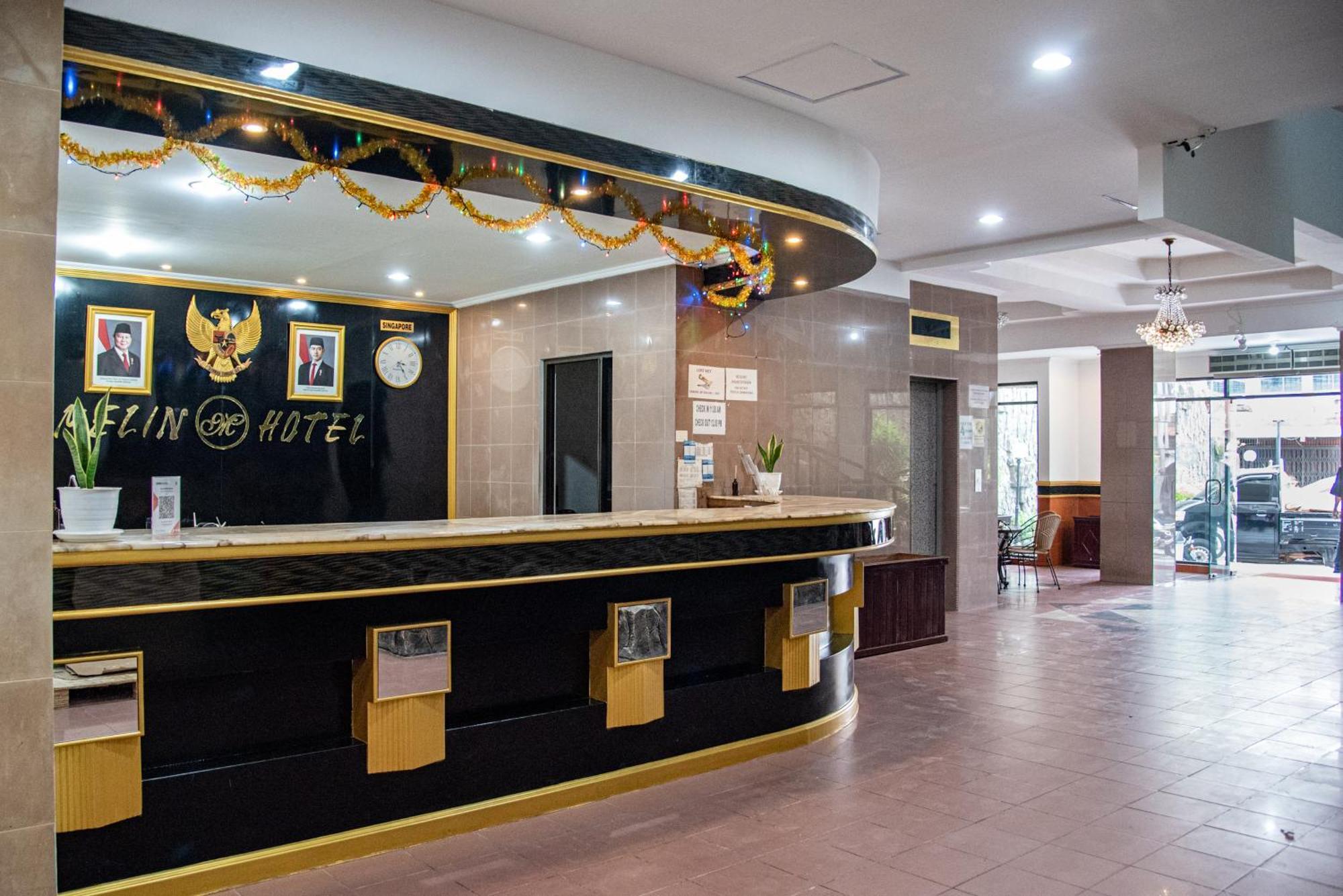 Melin Hotel Tanjungpinang Esterno foto